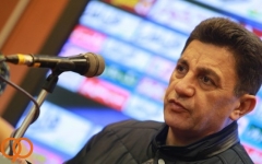 قلعهنویی باز هم باید تیم را تقویت کنیم متأسفانه در نیمه دوم بازیکنان حریف دائم روی زمین میافتادند