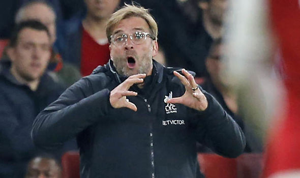 کلوپ هوادارن آرسنال باید از من عذرخواهی کنند