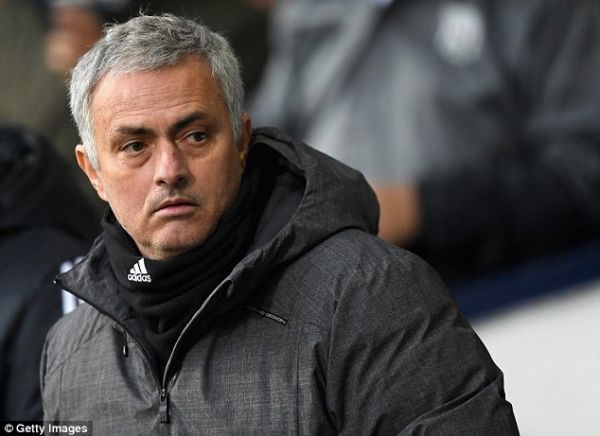  مورینیو  برنلی در پایان فصل سهمیه خواهد گرفت