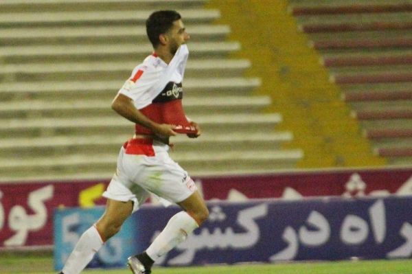  پای شریفی دراصفهان به گل باز شد