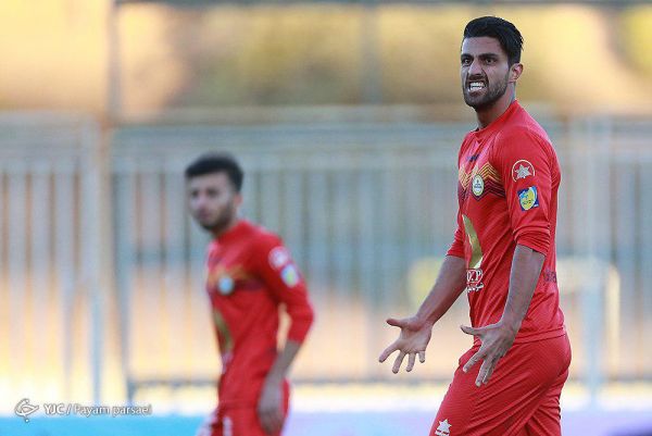 گلزنی جاسوس برای نفت تهران