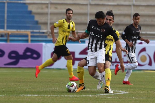 دشتی پنالتی پیکان درست نبود