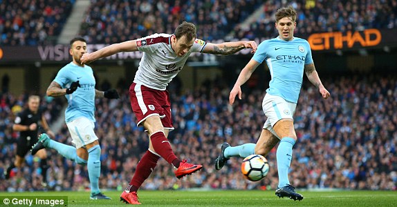  طوفان 45 دقیقه ای سیتی و صعود به دور بعدی  عکس