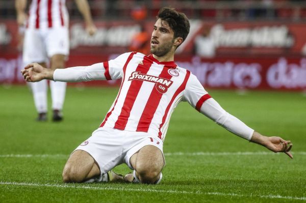  انصاری‌فرد دست‌بردار آقای گلی یونان نیست