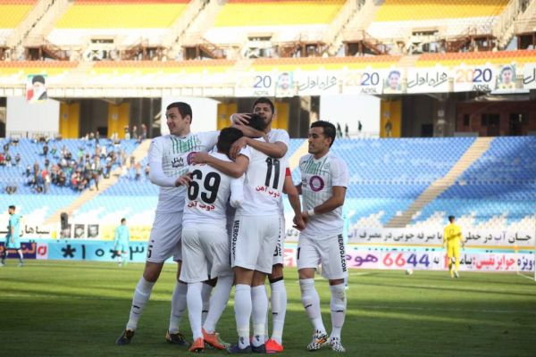 ذوبآهن در نقل و انتقالات بیمهاجم ماند