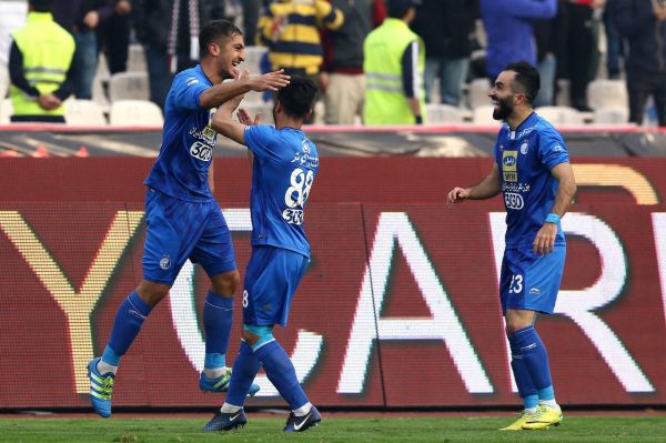  چرا کسی نگران گل نزدن استقلال نیست