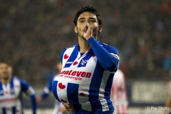 بازگشت درخشان قوچاننژاد با گل و هدیه