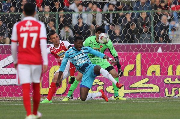 دافه - حسینی؛ این صحنه پنالتی بود عکس