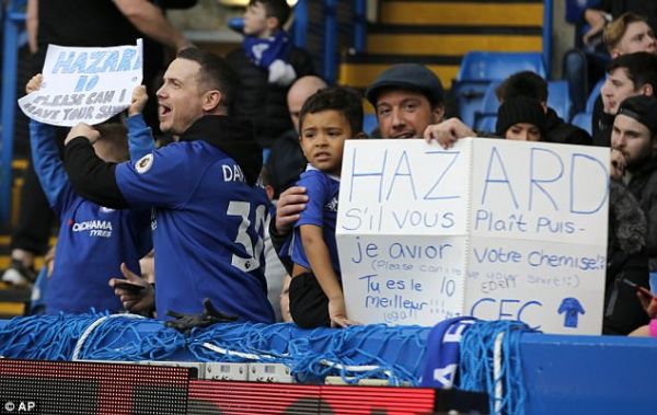  درخواست جالب هواداران چلسی از هازارد  عکس