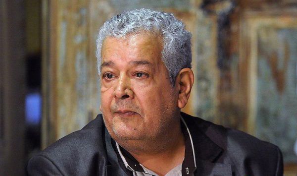  فیاضی  نمی توانم برای استقلال کری بخوانم