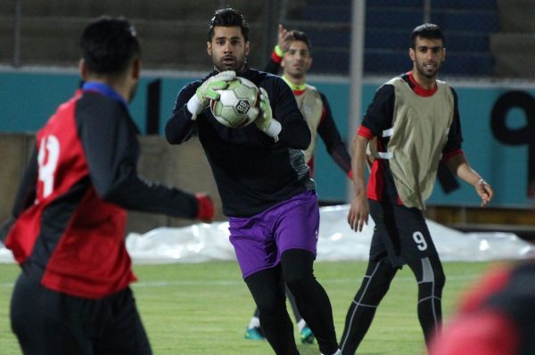 پارس و فراموشی شکست برابر استقلال عکس