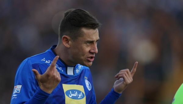 چپاروف غایب قطعی بازی با ذوب آهن