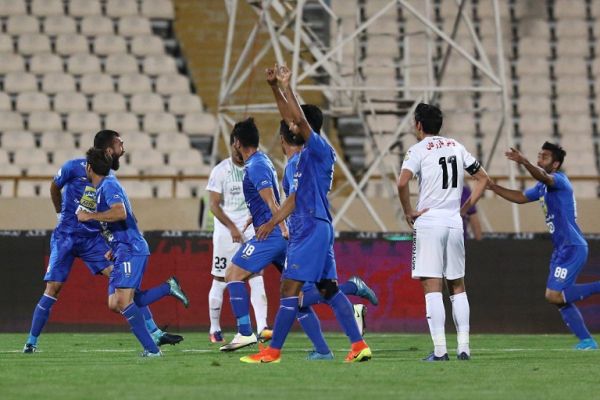  پرسپولیس آخرین دست‌انداز استقلال و ذوب‌آهن