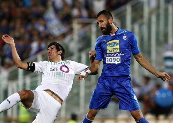  ذوب آهن 2 - استقلال 1؛ حسینی زد، حسینی خورد