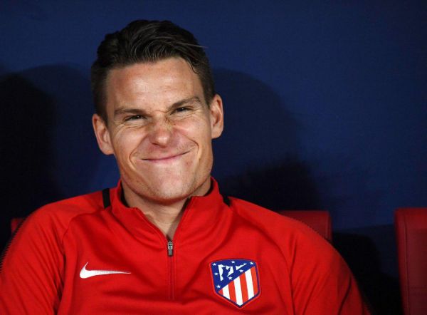 به تلاش برای رسیدن به بارسا ادامه می دهیم