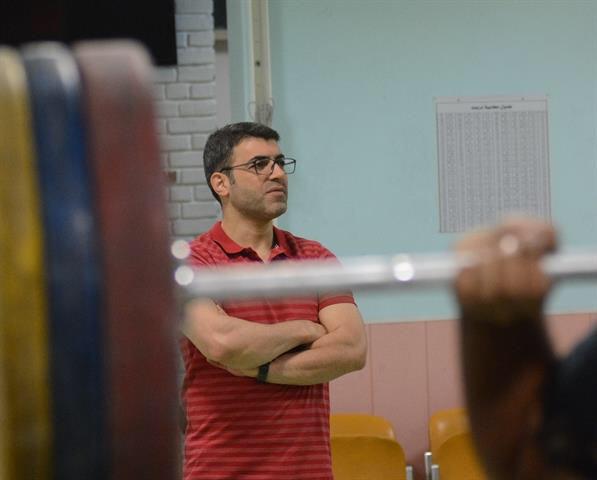  برخواه همه ستاره‌هاى وزنه بردارى را فراخواند