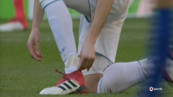  معضل عجیب رئالی ها برابر آلاوس  عکس