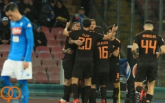 ناپولی ۲ - ۴ آ اس رم؛ شکست سنگین صدرنشین مقابل جالوروسی