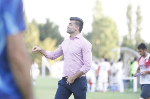 رضایی برای حفظ روح فوتبال از جوانان استفاده کردم