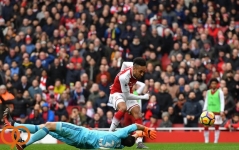  رکورد جدید آرسن ونگر و ثبت هزارمین گل خانگی باشگاه آرسنال در لیگ برتر