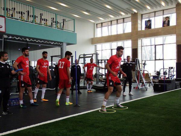 پیگیری تمرینات تیم ملی در پک عکس