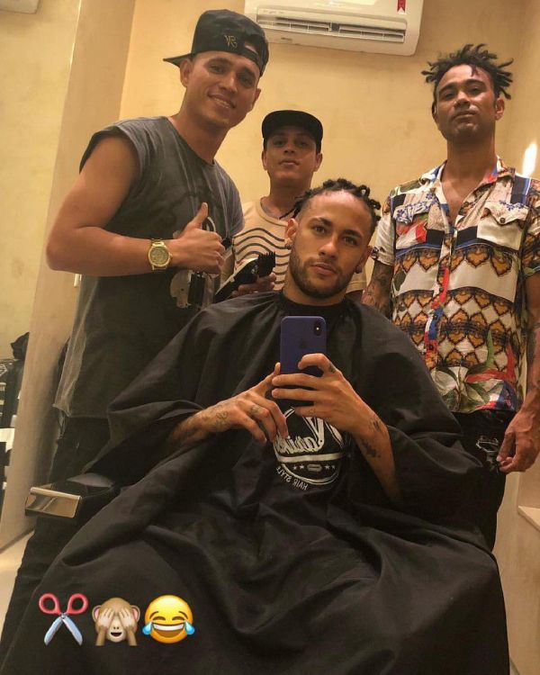  مدل موی جدید نیمار در روزهای مصدومیت  عکس