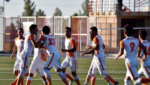 لیگیک توقف نساجی در آخرین گام سال 96