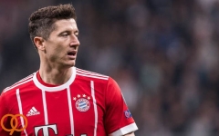  فن خال  لواندوفسکی بهترین مهاجم دنیاست، او را برای منچستریونایتد می‌خواستم