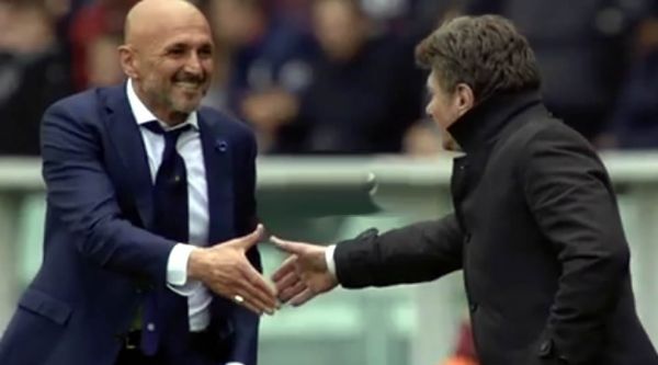 حرکت عجیب اسپالتی در پایان دیدار با تورینو عکس