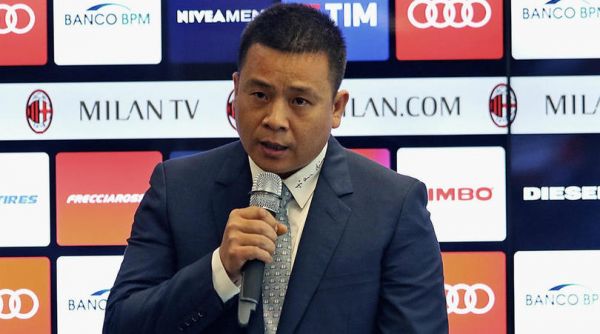  مالک میلان  روسونری را به جمع بزرگان برمی‌گردانیم