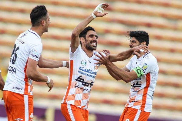  خالدی  اول سهمیه آسیایی، بعد نایب قهرمانی