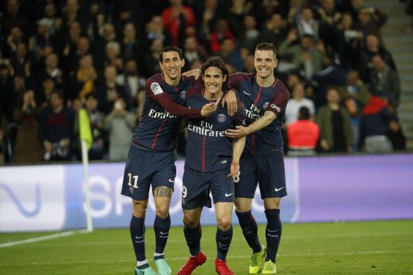 پاریس؛ جشنی که بیکران نیست یادداشت