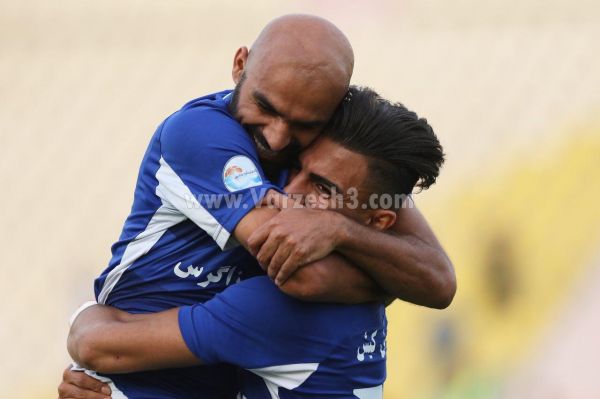 کلاه کج، خرید موثر ویسی برای بقا عکس