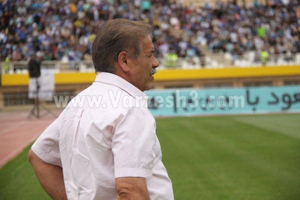 ابراهیم زاده و آینده ای مبهم در سپاهان عکس