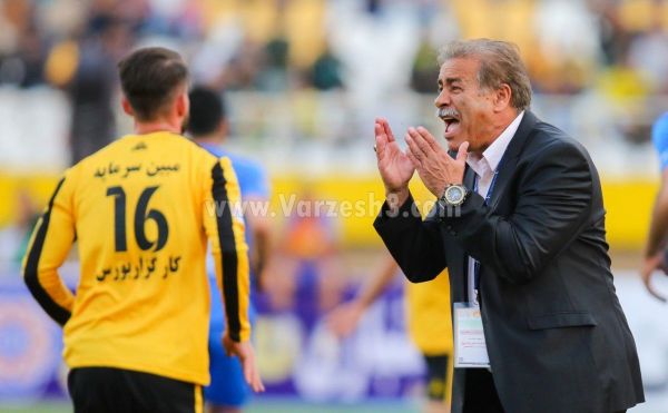 پایان تلخ منصور در بدترین سپاهان تاریخ