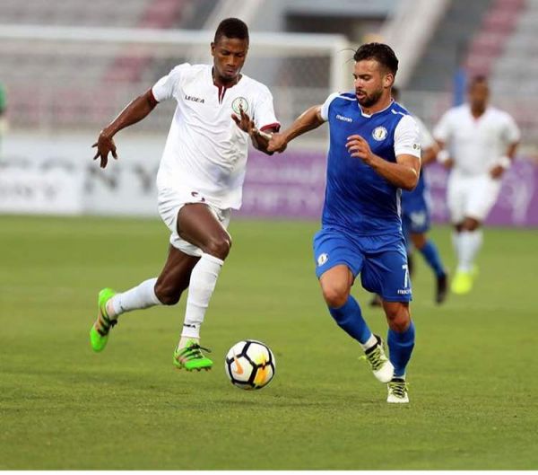 یک-دو سروش با بازیکن مصدوم