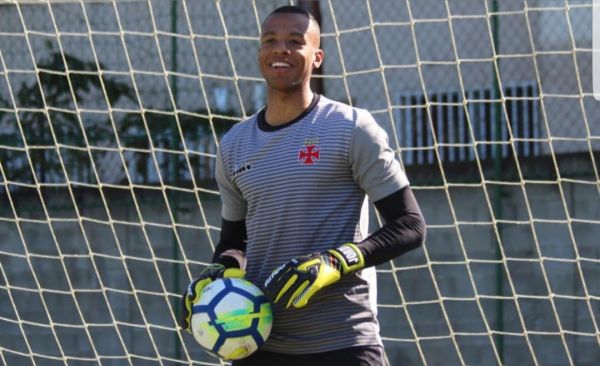 بازگشت دروازهبان تراکتور به واسکودوگاما عکس