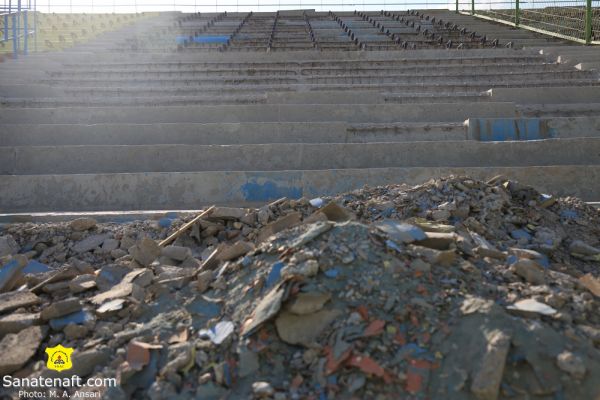 آغاز نوسازی ورزشگاه تختی آبادان عکس