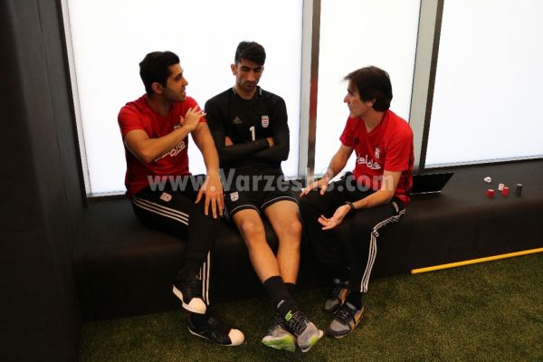  بیرانوند در کلاس تئوری لوپز عکس