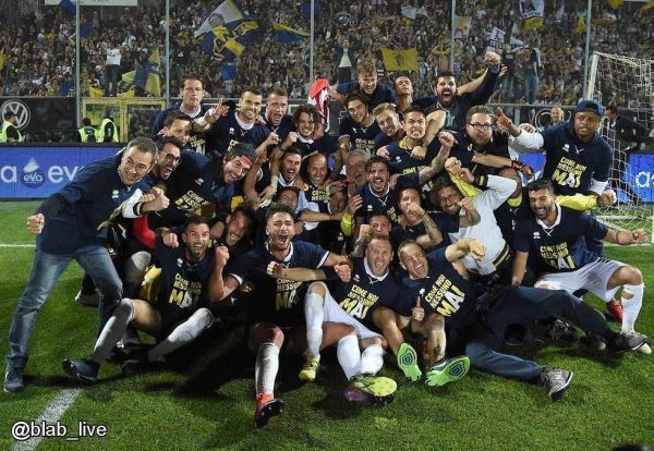 بازگشت پارما به سری A بعد از سه سال عکس