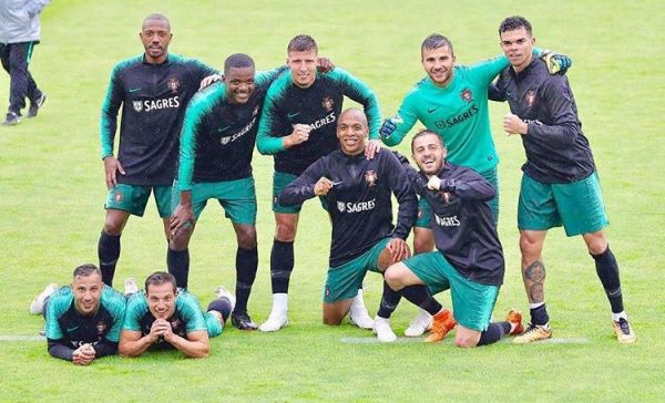 پیغام بازیکنان پرتغال به کارلوس کیروش عکس