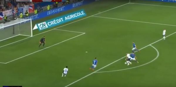 عثمان دمبله و گل بارسایی برای فرانسه عکس