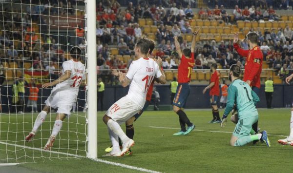  سوئیس و روسیه چگونه به اسپانیا ضربه زدند