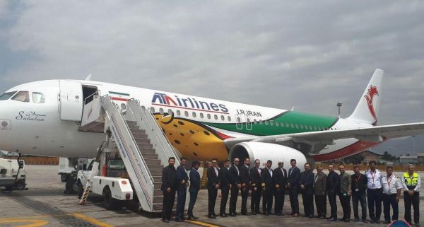 هواپیمای اختصاصی تیم ملی راهی ترکیه شد عکس