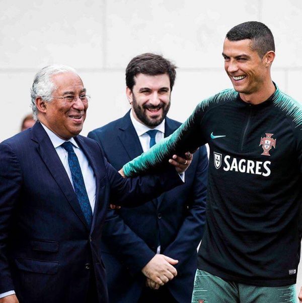  دیدار نخست وزیر پرتغال با ستاره های سلسائو  عکس