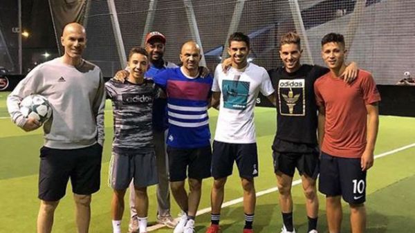  زین الدین زیدان بالاخره آفتابی شد  عکس