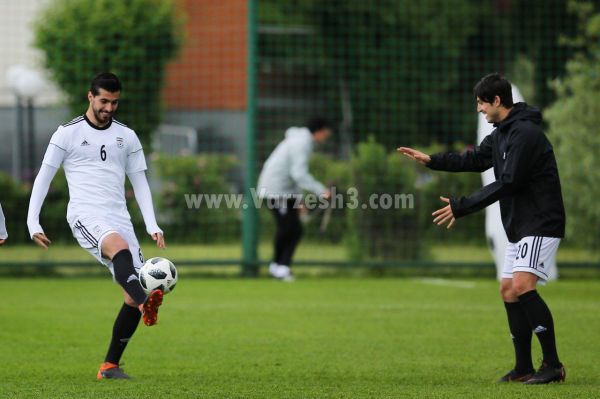 سعید عزتاللهی کمی بیشتر از دعا عکس