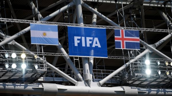  آرژانتین 1 - ایسلند 1؛ محاصره مسی