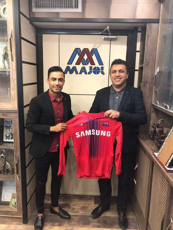 امید سینک به نساجی پیوست