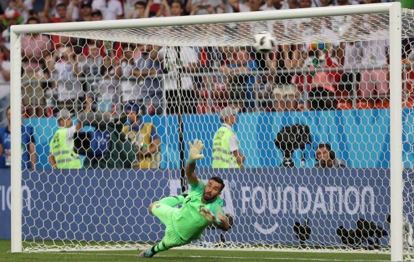  پاتریسیو توپ را پس بده  عکس